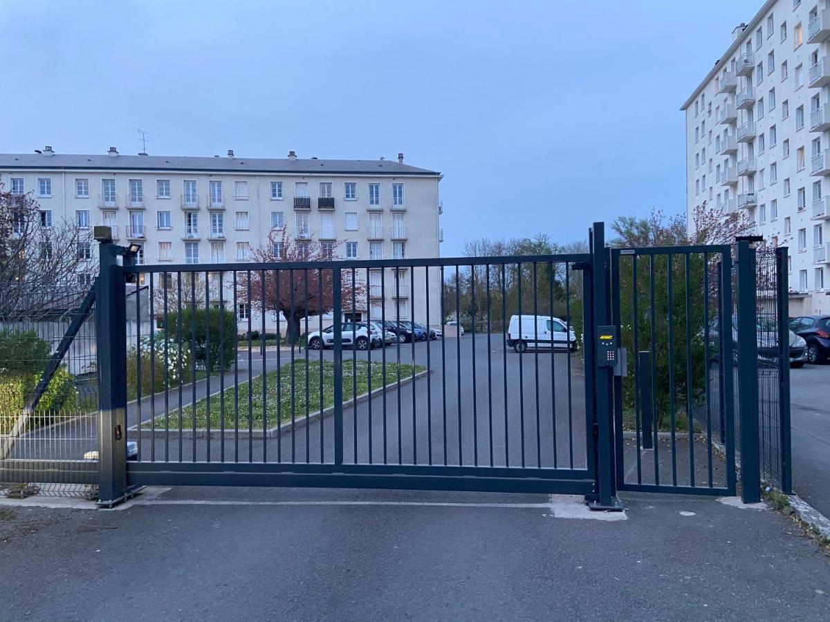 Bel F3 Quartier Pignoux 1 Km Centre Ville بورج المظهر الخارجي الصورة